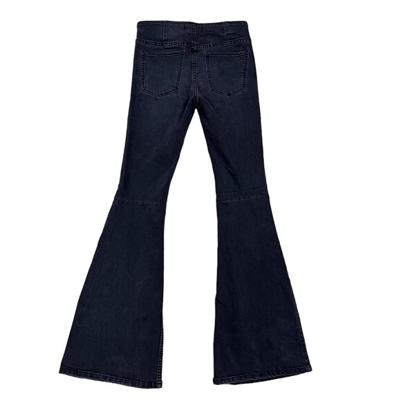 Free People We The People Jayde Flare Black Jeans Size 26 - Picture 2 of 6